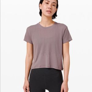 Lululemon - Train to Be Short Sleeve - Lunar Rock